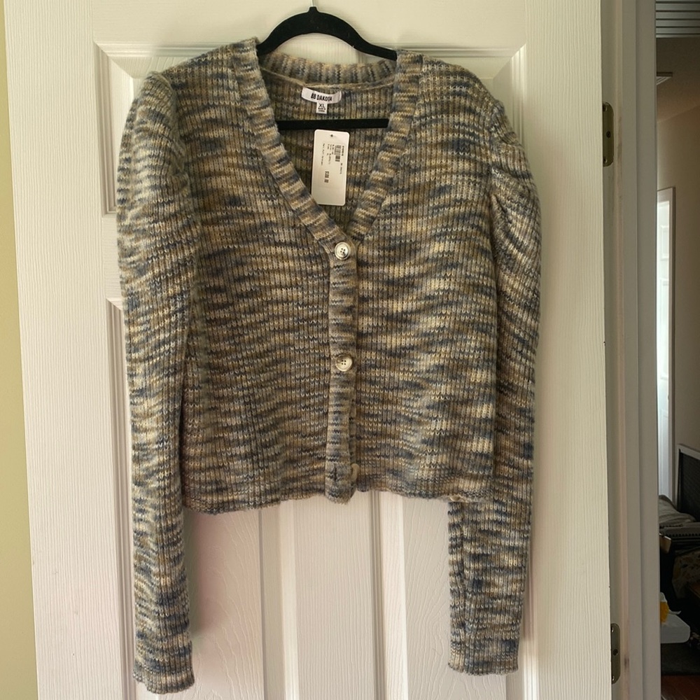 BB Dakota Peri Puff Cardigan